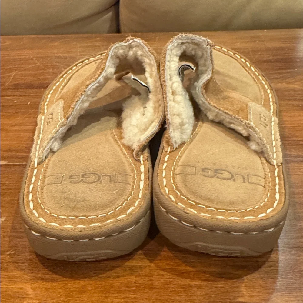 UGG Layback Flip Flop Suede Chestnut Brown Tan Kids Size 3 Sandal Shearling